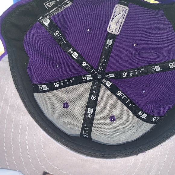 New Era NBA Los Angeles Lakers Championship Snapback - Picture 6 of 6